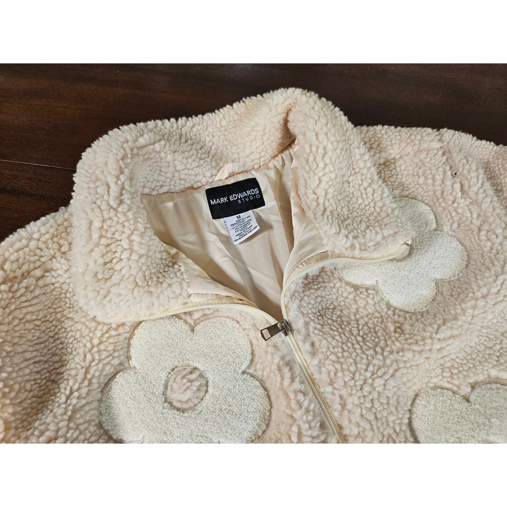 Mark Edwards Studio Jacket Women Size M Cream Sherpa Fleece Flower Patch Zip Up